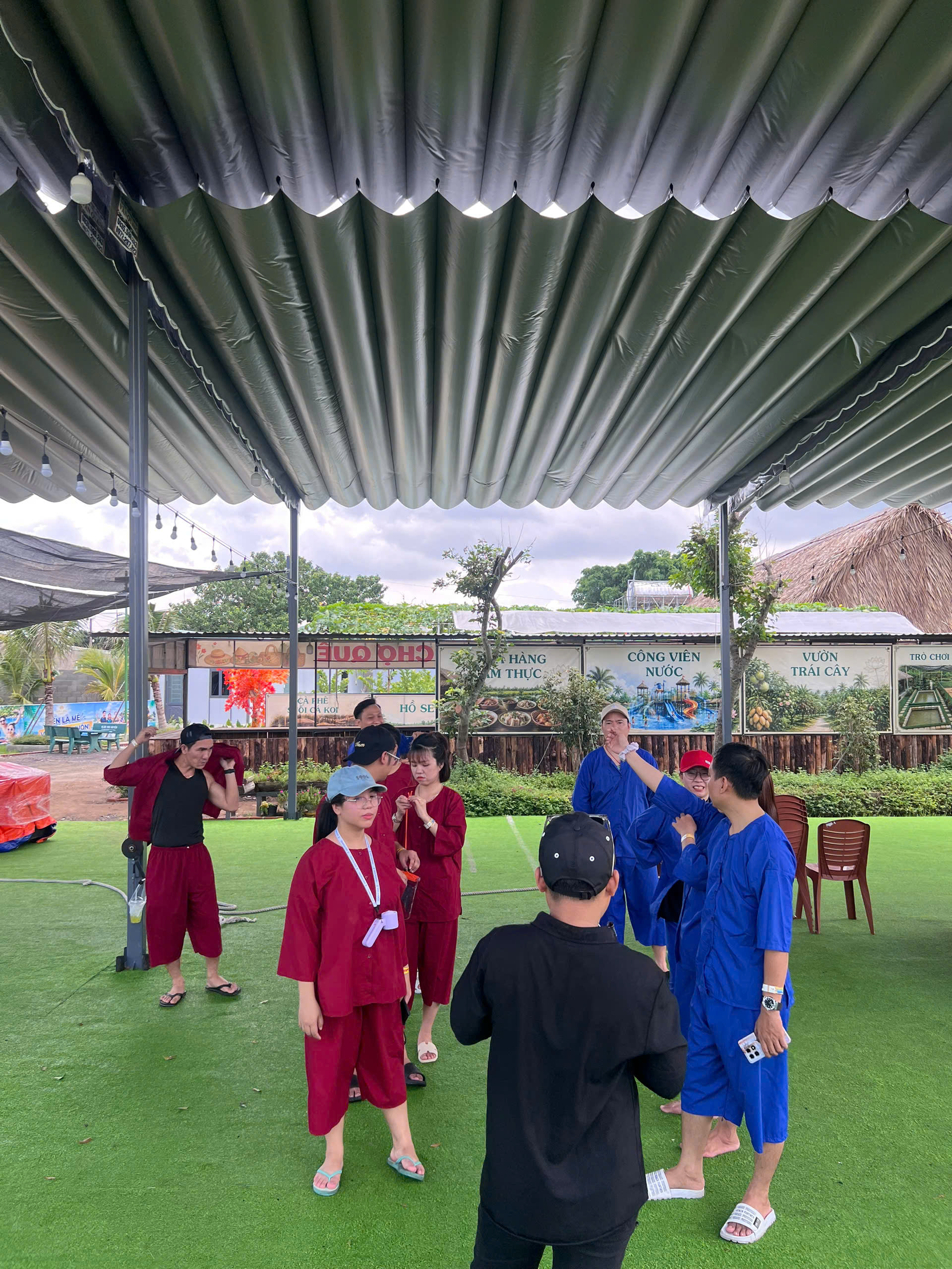 Phân khu trò chơi sinh thái Sen Vàng Garden