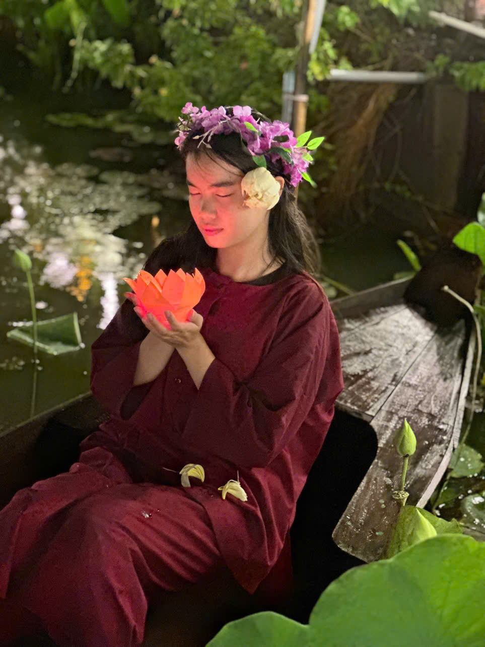 Thả Hoa Đăng Ước Nguyện Bình An & Tết Đoàn Viên Tại Sen Vàng Garden Hóc Môn